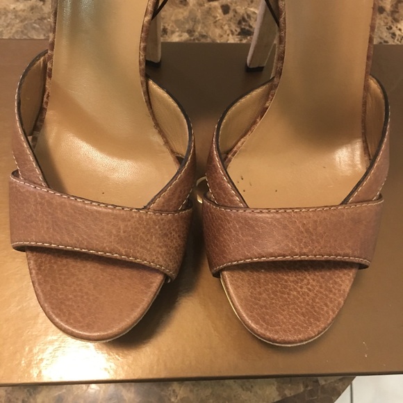 GUCCI Iman Platform Heels * Retail $1275 * 39.5 = US 8.5-9 - Picture 4 of 16